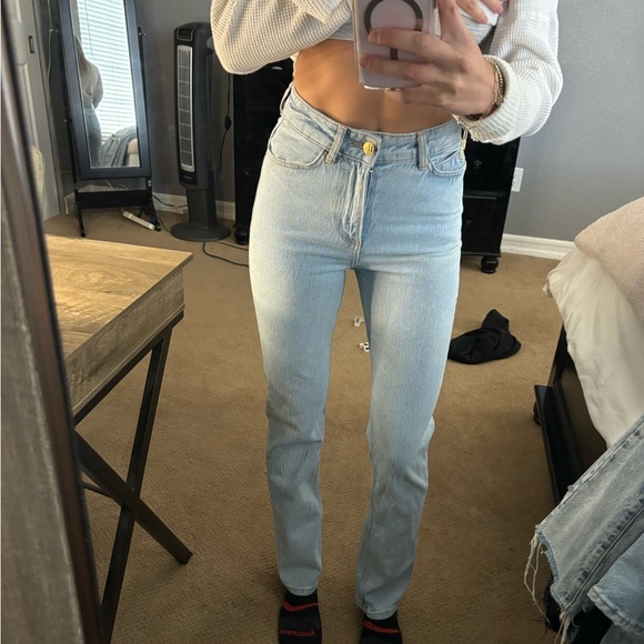 ZARA HIGHRISE STRAIGHT JEANS - Picture 2 of 4